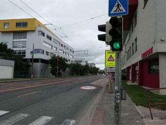 Predaj - obchodný priestor o výmere 82,64 m2, Bratislava II,