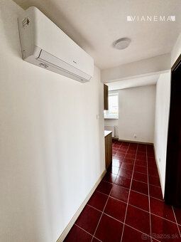 Vianema ponúka na predaj veľký, slnečný, klimatizovaný 2 izb