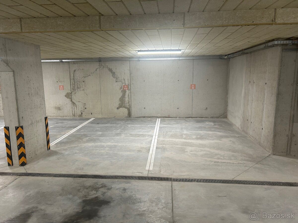 Hľadáš bezpečné a pohodlné miesto pre svoje auto? Ponúkam na