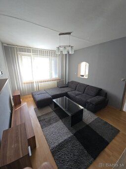 Ponúkam na prenájom dvojizbový slnečný byt na Tulskej ulici 