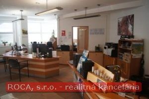 Lokalita: Južná trieda, areál v obchodno - priemyselnej čast
