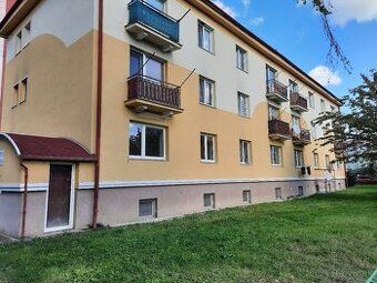 Ponúkame na predaj 3-izbový byt v tehlovom zateplenom bytovo