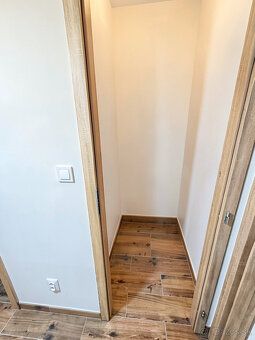 Prenajmem 1-izbový byt (33,8 m²) na ul. Duklianskych hrdinov