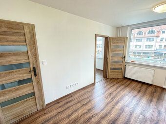 Prenajmem 1-izbový byt (33,8 m²) na ul. Duklianskych hrdinov