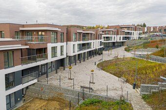 Ponúkame na dlhodobý prenájom 1 izbový byt v novostavbe s vý