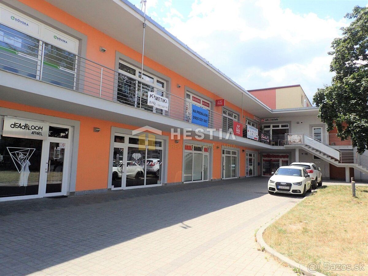Ponúkame na prenájom obchodný priestor o výmere 34 m2, ktorý