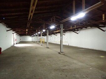 Ponúkame na prenájom halu o výmere 600 m2, ktorá sa nachádza