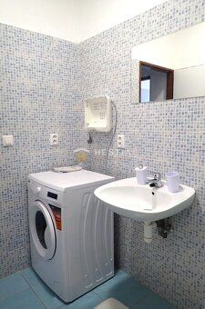 Ponúkame na prenájom garsónku o výmere 22 m2, ktorá sa nachá