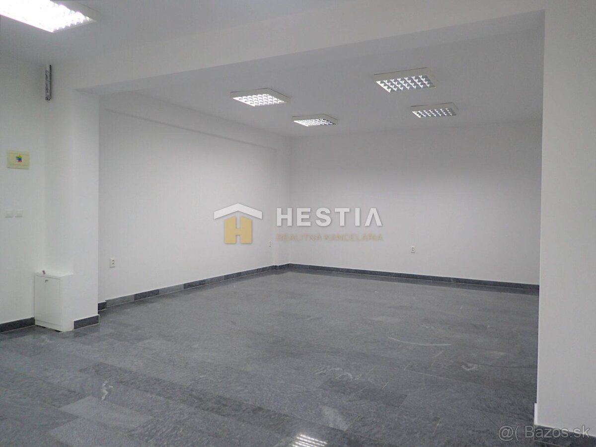 Ponúkame na prenájom komerčný priestor o výmere 56 m², ktorý