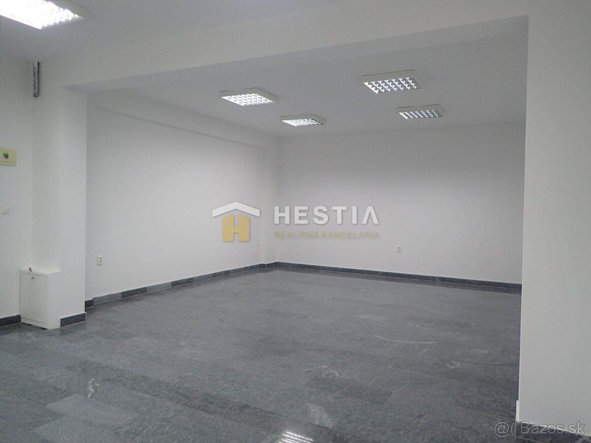 Ponúkame na prenájom komerčný priestor o výmere 56 m², ktorý