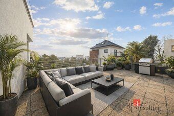 Prestížny 4-izbový byt o výmere 120 m² s priestrannou 40 m² 