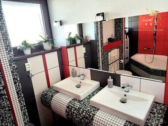 Ponúkame Vám krásny bungalov postavený na slnečnom pozemku, 