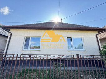 Ponúkame Vám na predaj 3 izbový rodinný dom v obci Komjatice