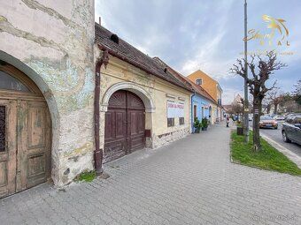 Shark real ponúka na predaj historický vinársky dom v pôvodn