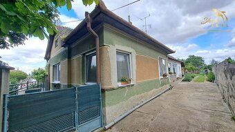 Ponúkame Vám na predaj priestranný 3 - izbový dom v obci Žih