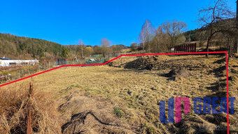 🏡 Lukratívny pozemok v centre mesta Krompachy – ideálny na b