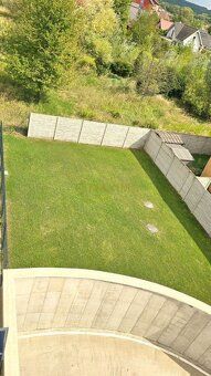 Ponúkame na predaj 3-izbový holobyt s dvoma balkónmi v Stupa