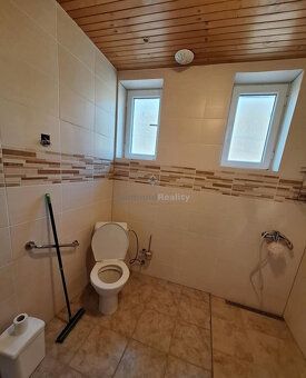 Typ: Rodinný dom Ulica: nemá Obec: Dvorníky
Na predaj rodinn