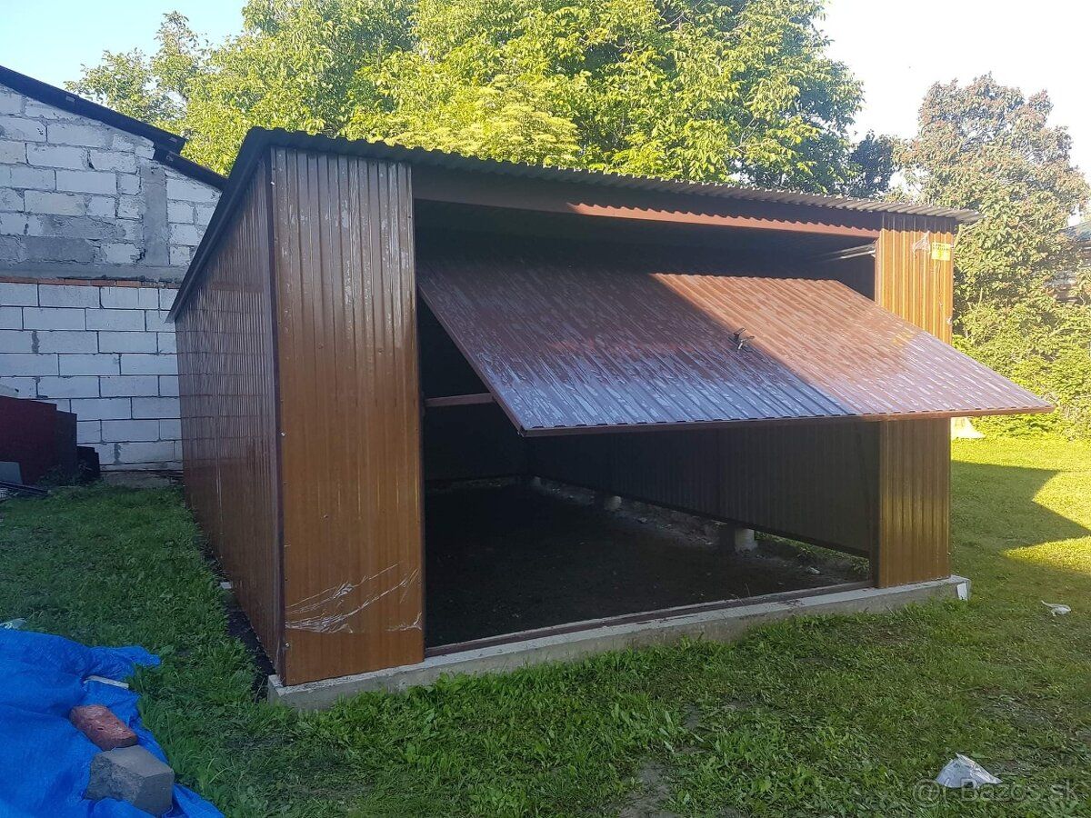 Parametre garáže
Šírka: 4 m
Hĺbka: 5 m
Výška svetla vjazdu: 