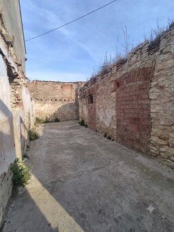 Predám lukratívny pozemok s krásnym výhľadom na Spišský hrad