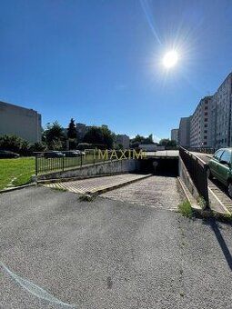 Hľadáte bezpečné parkovanie alebo stabilnú investíciu v jedn