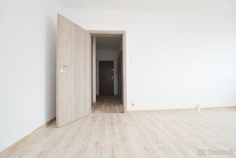 NA PRENÁJOM | EXKLUZÍVNE - SAVONA realitná kancelária - ponú