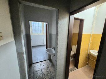 Ponúkame na prenájom krásne, presvetlené a veľkoryso otvoren