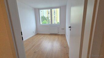 Ponúkam na predaj novo a kompletne zrekonštruovaný 3-izbový 