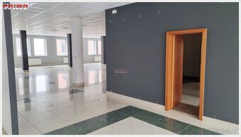 ID 2878 Prenájom: prevádzkový priestor, centrum Prenajmeme p