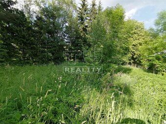 TUreality ponúka na predaj stavebný pozemok 1328m2 .Na tomto