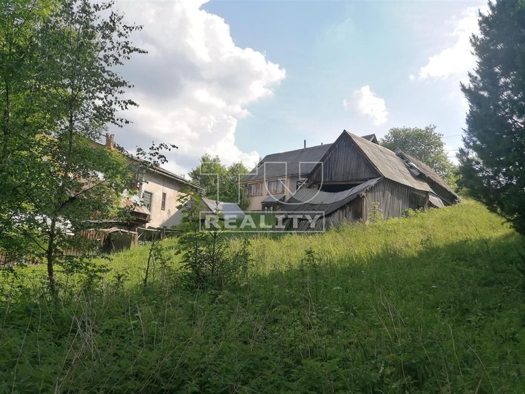 TUreality ponúka na predaj stavebný pozemok 1328m2 .Na tomto