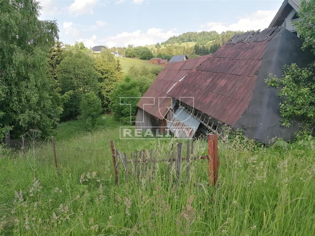 TUreality ponúka na predaj stavebný pozemok 1328m2 .Na tomto
