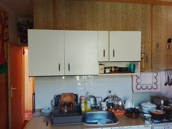 Predám 2 izbový byt s balkónom na ulici SNP 441/5 v Hnúšti. 