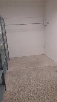 Prenajmem murovaný sklad o rozlohe 10 m2. Sklad má bezpečnos