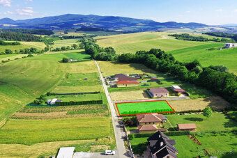 Ponúkame na predaj krásny, slnečný a rovinatý stavebný pozem