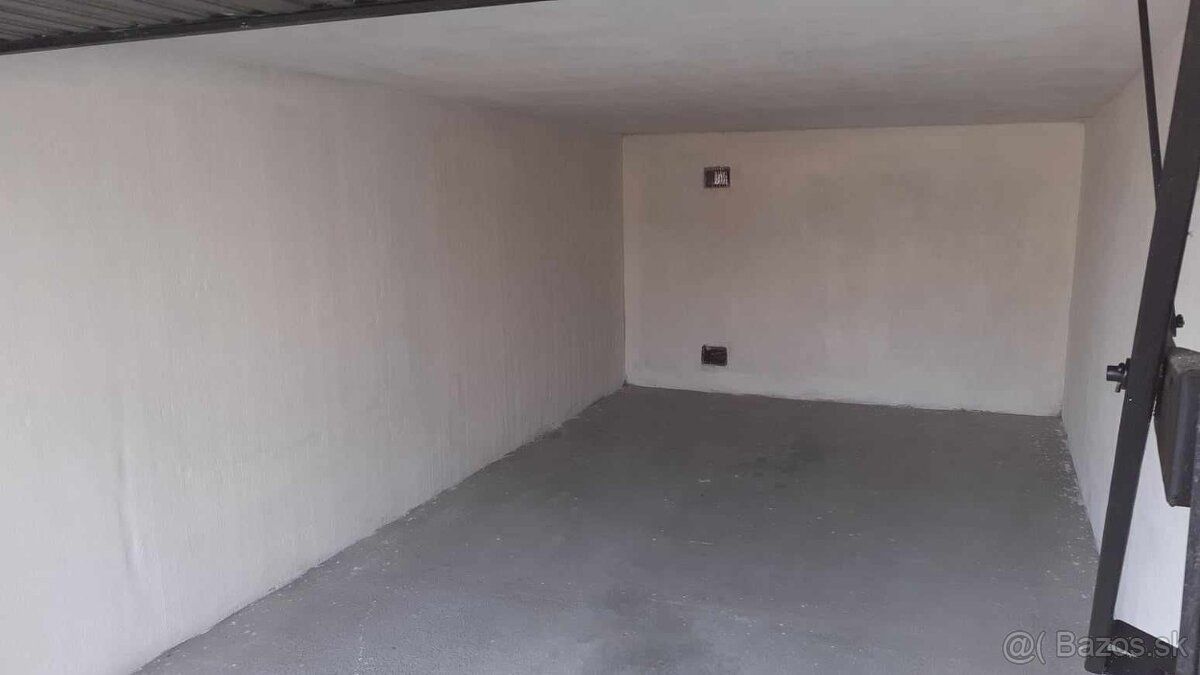 Prenajmem garaz bez elektriky blizko bytoveho domu TAURA. Ce
