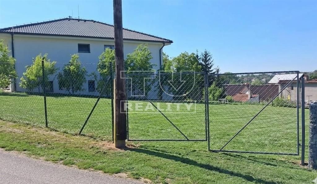 TUreality ponúka na predaj slnečný stavebný pozemok, Radošin