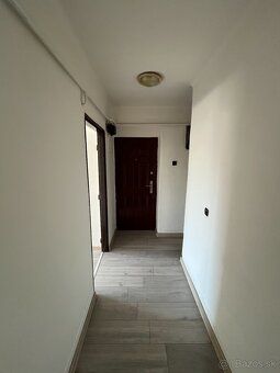 Ponúkame na predaj 2-izbový byt na Mierovej ulici v meste Kr