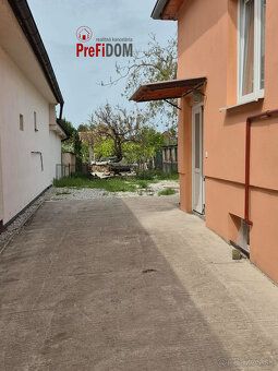 Vaše bývanie s reality PreFiDom.
PREDAJ 3 izbový rodinný dom