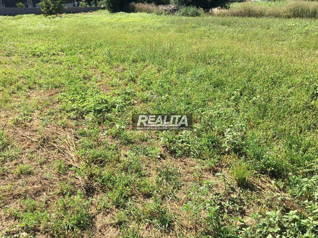 RK-REALITA ponúka na predaj atraktívny stavebný pozemok v ob
