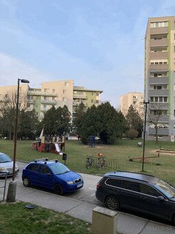 Typ: 3-izbový byt Obec: Šamorín
Ponúkam na predaj slnečný 3 