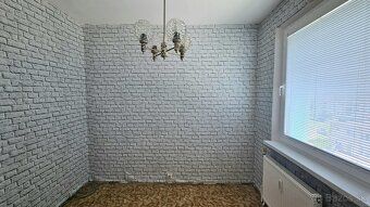 Ponúkame na predaj 2,5-izbový byt s výmerou 62 m², nachádzaj