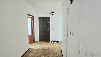 Ponúkame na predaj 2,5-izbový byt s výmerou 62 m², nachádzaj