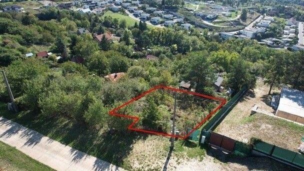 Ponúkame na predaj záhradu s výmerou 637 m2 v krásnej lokali