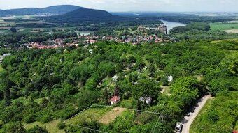 Ponúkame na predaj záhradu s výmerou 637 m2 v krásnej lokali