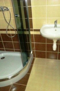 Ponúkam na prenájom samostatnú, nepriechodnú izbu v byte pri