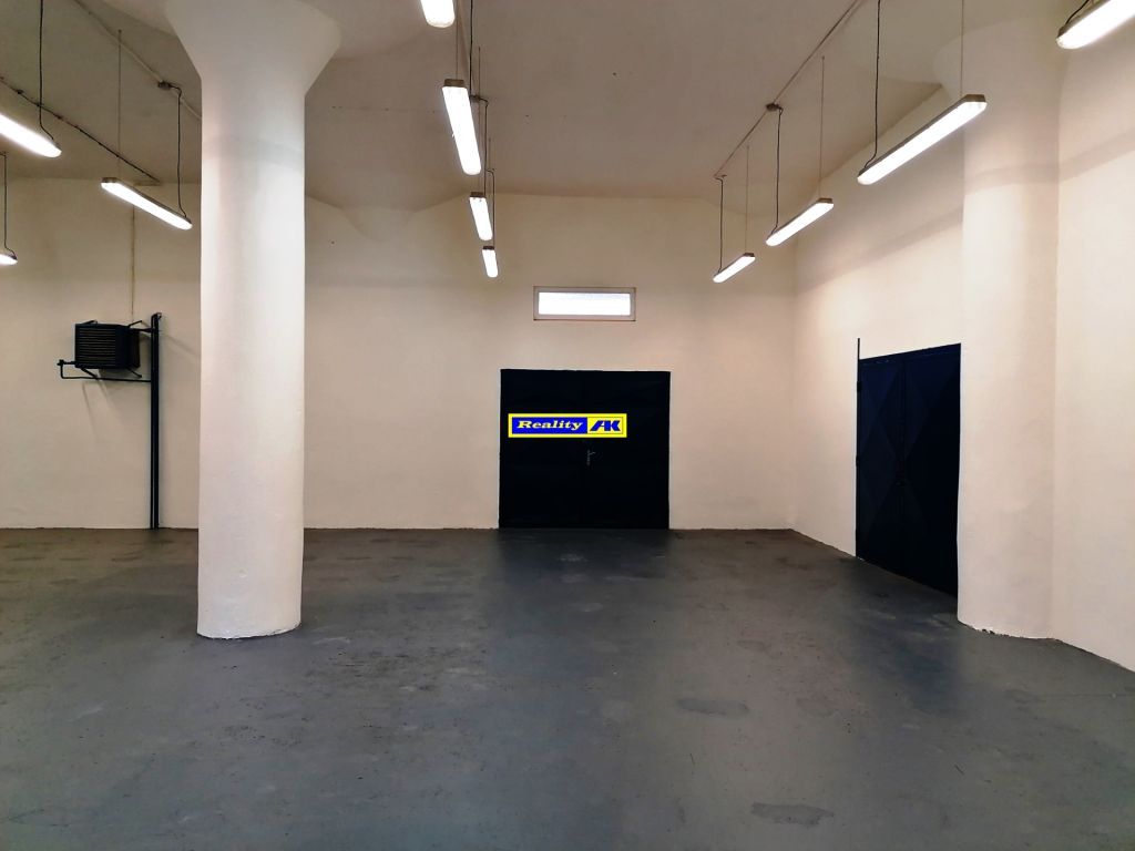 Realitná kancelária Reality AK ponúka sklad na prenájom v me