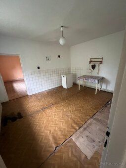 Ponúkam na predaj rodinný dom v obci Mošovce, len niekoľko m