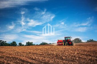 Typ: Grunt rolny Gmina: Bank Oferujemy do sprzedaży działkę o powierzchni 6 672 m² znajdującą…