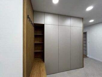 FOR SALE /or for exchange against your apartment/ is a modern, great 3BR apartment with a…